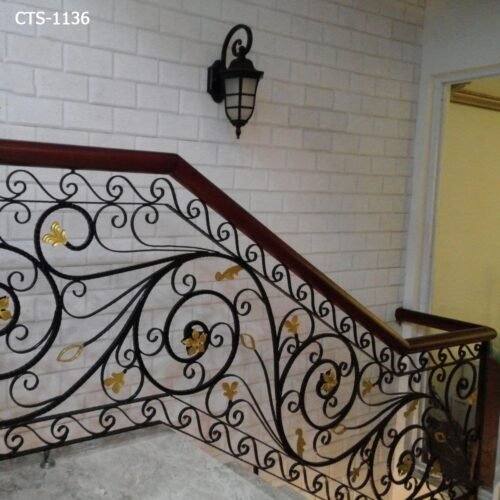 Cầu thang sắt mỹ thuật CTS-1136